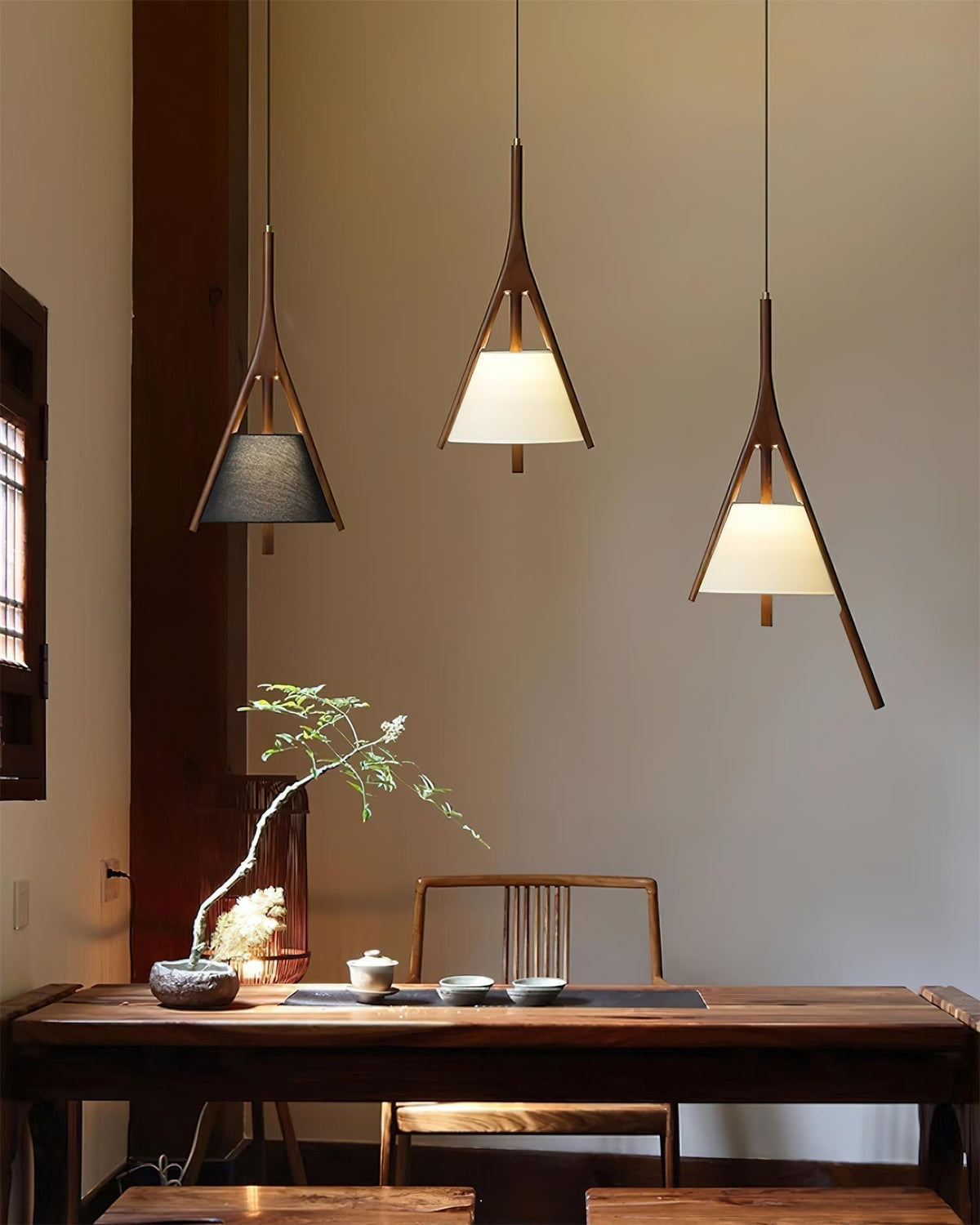 Zovenarae lámpara colgante triangular de madera