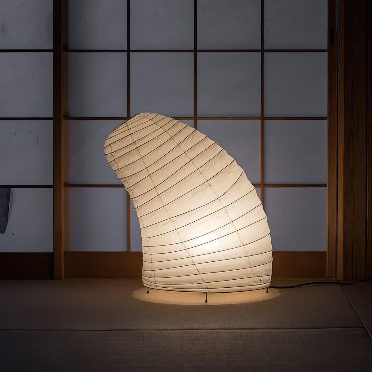 Tranquilux lámpara de mesa de papel inspirada en Japón