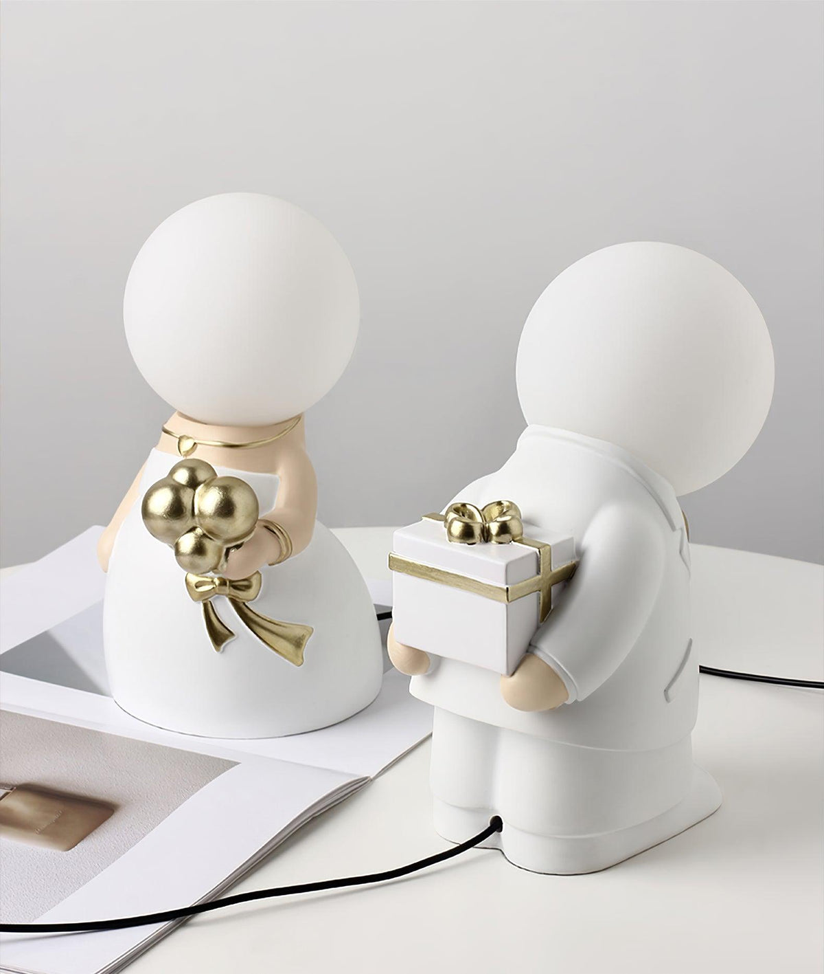 Eternal lámpara de mesa en cerámica y blanca