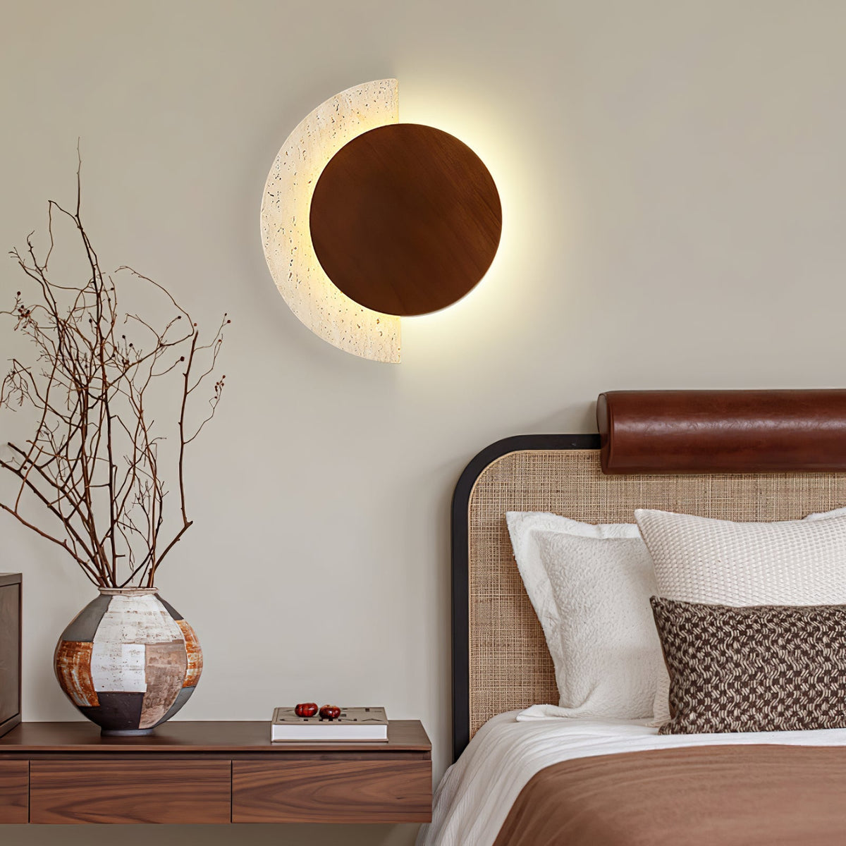 Crescent Halo enchufe-in aplique de pared enchufable