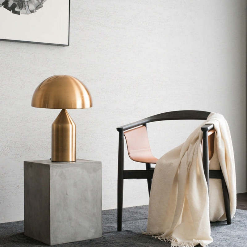 Arisha Moderna Minimalista Metal Lámpara de Mesa Negra/Blanca/Dorada