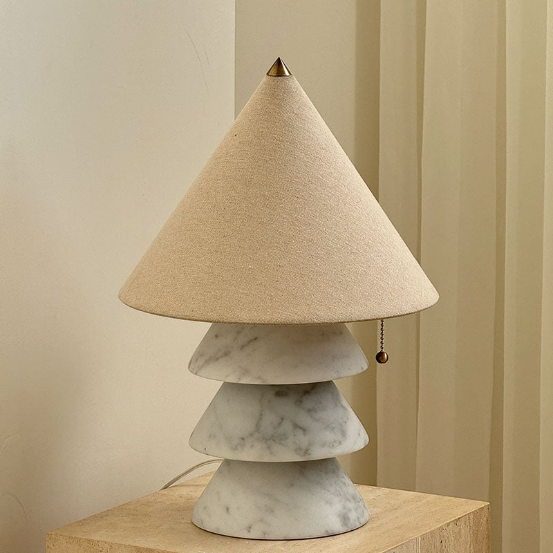 Pyramid lámpara de mesa de mármol