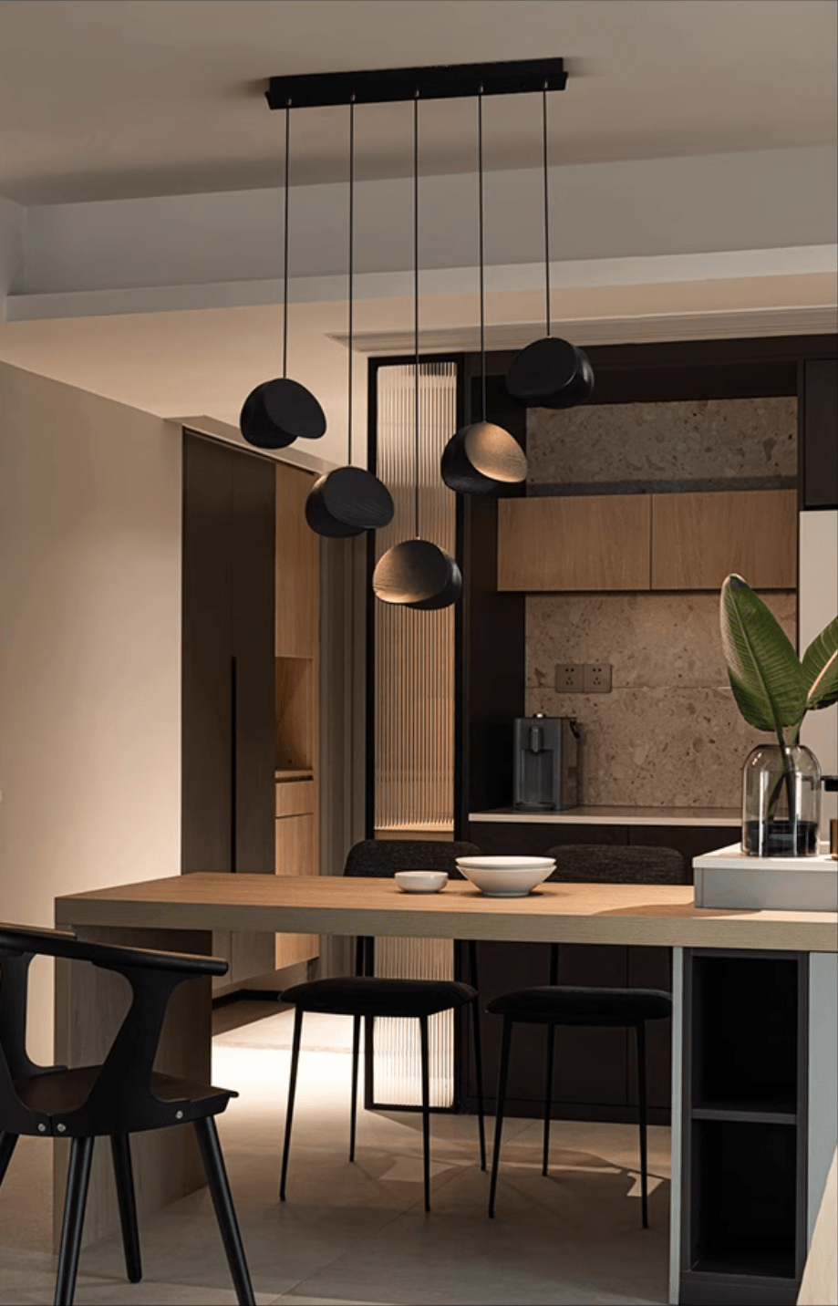 Tavro lámpara colgante minimalista de madera