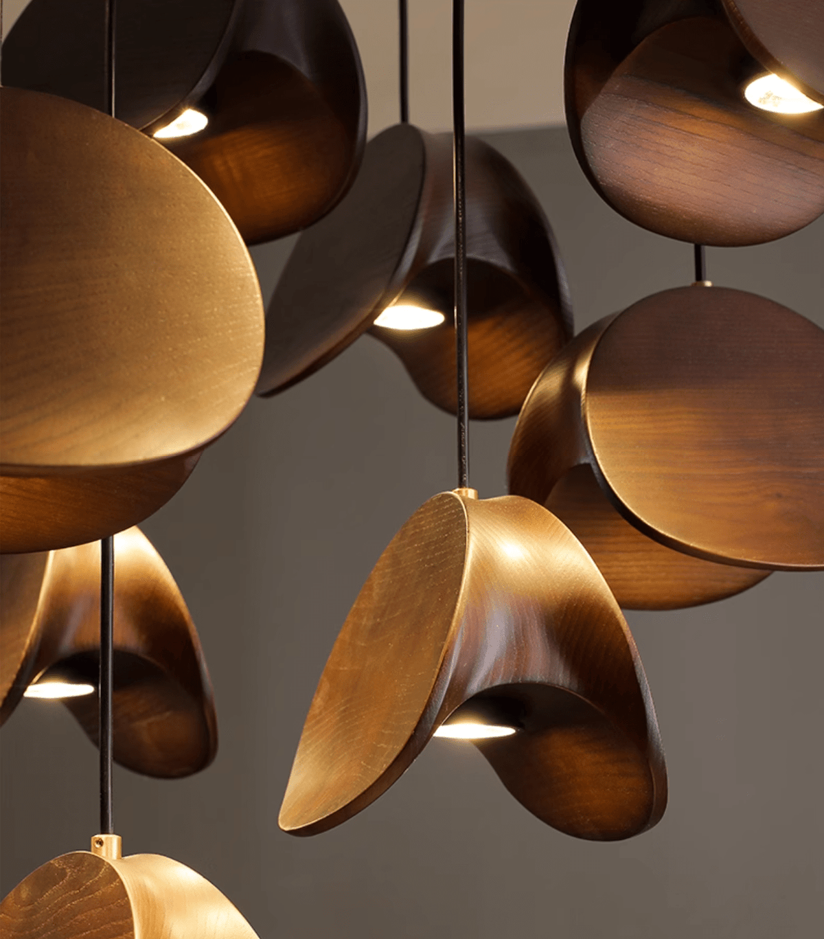 Tavro lámpara colgante minimalista de madera