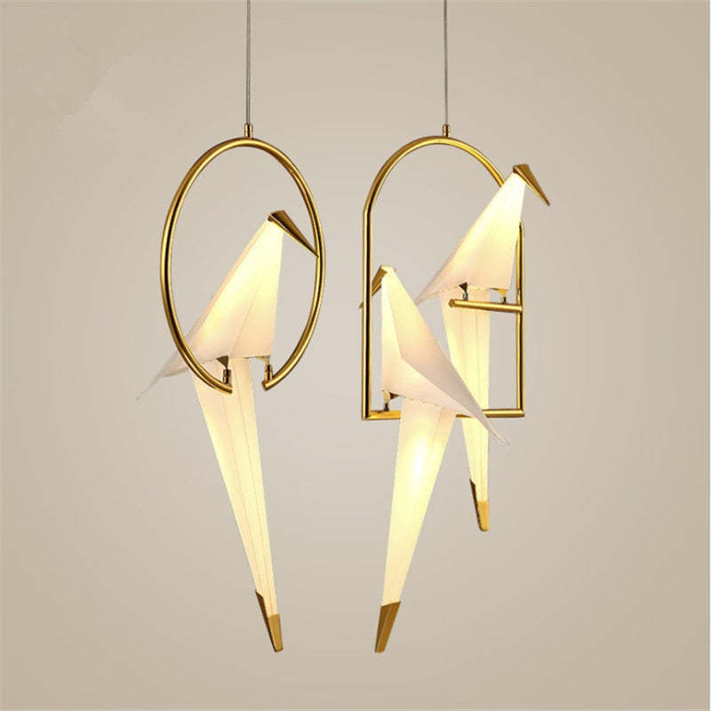 Arisha Decorativa Pájaro Metal/Vidrio Lámpara Colgante Dorada