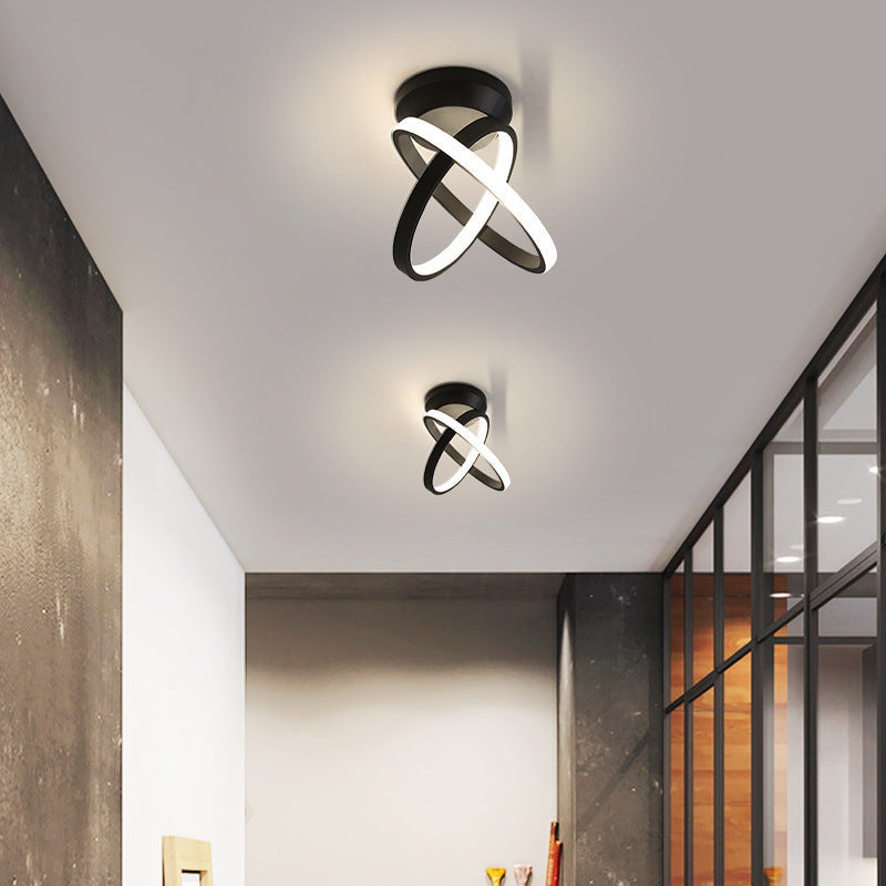 Aria Diseño Lineal Globe Lámpara de Techo Negra/Blanca
