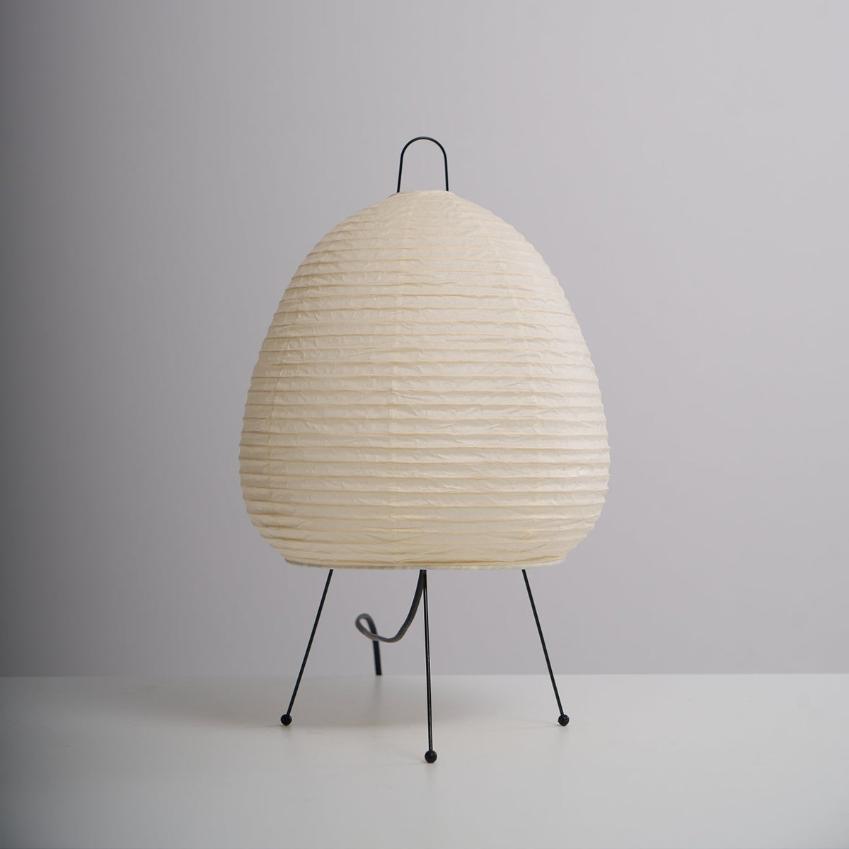 Tranquilux lámpara de mesa de papel inspirada en Japón