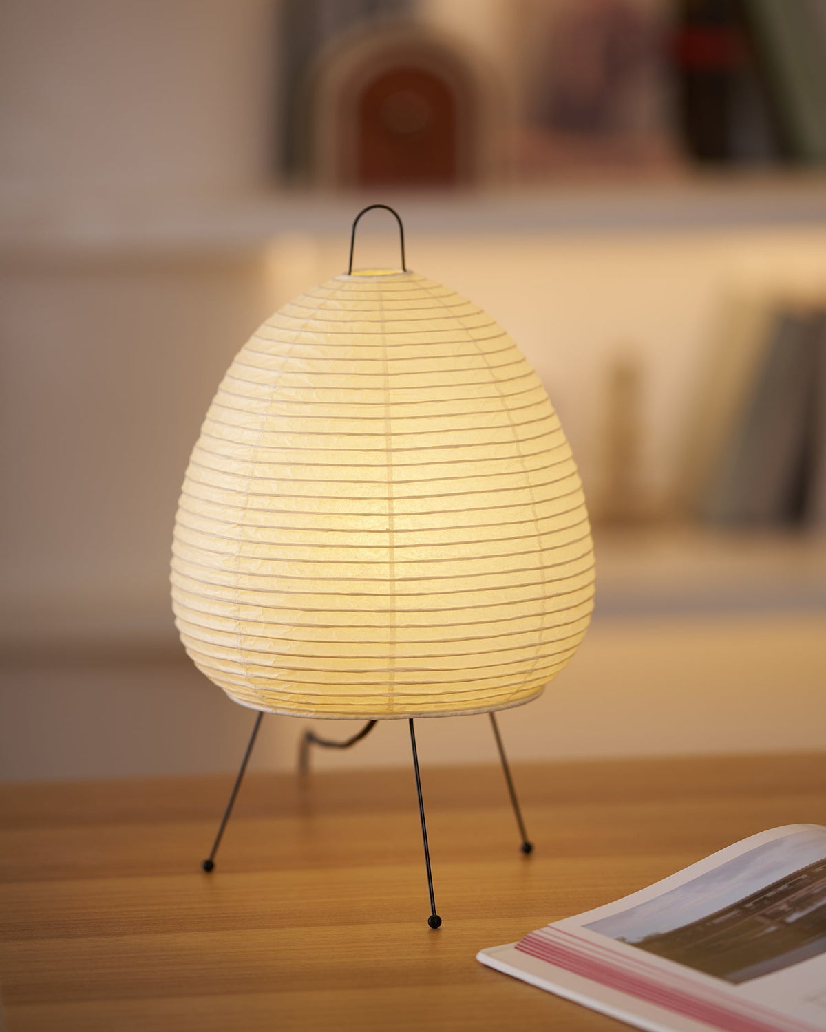 Tranquilux lámpara de mesa de papel inspirada en Japón