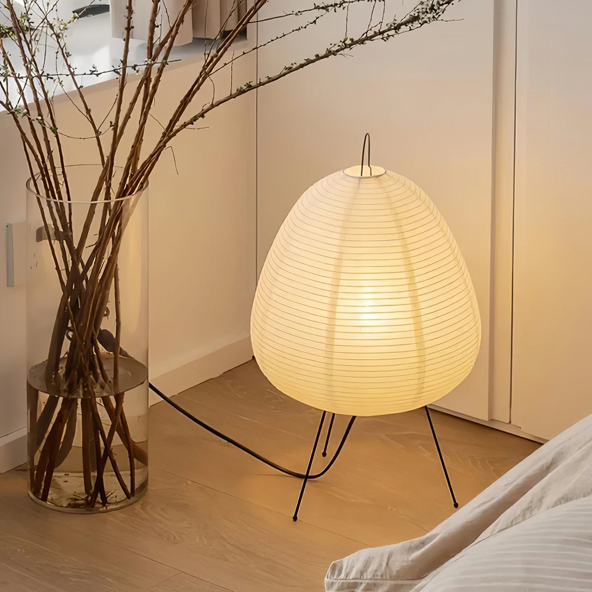 Tranquilux lámpara de mesa de papel inspirada en Japón