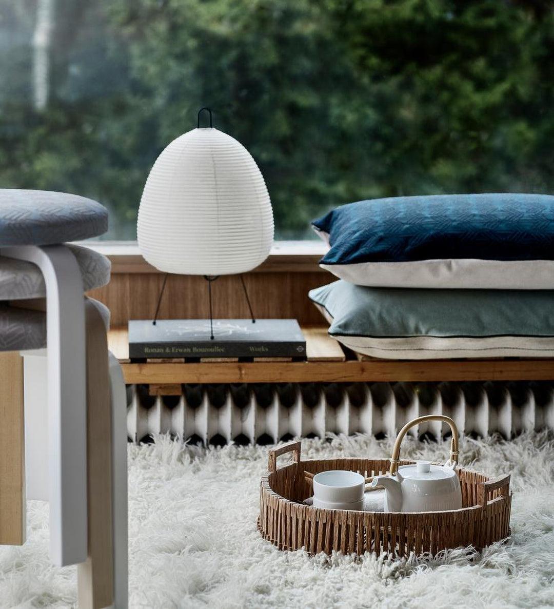 Tranquilux lámpara de mesa de papel inspirada en Japón