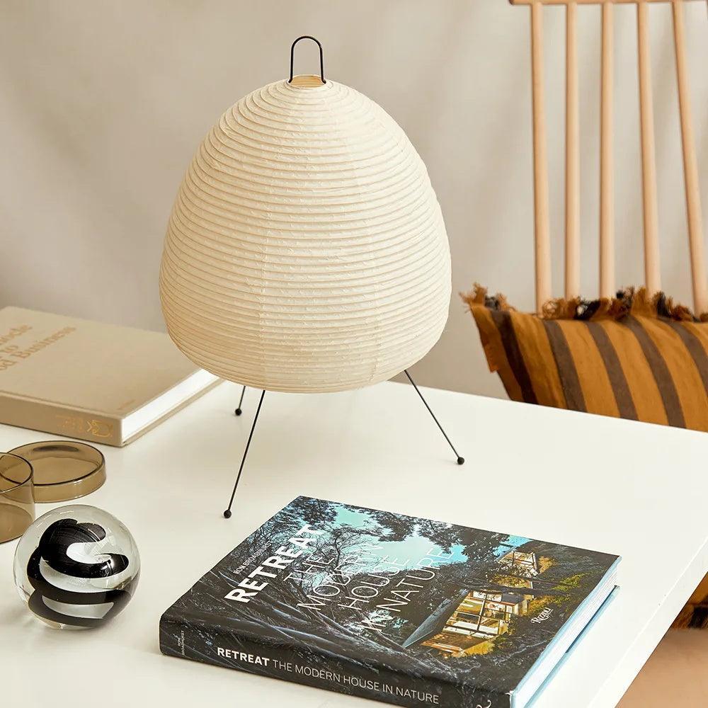 Tranquilux lámpara de mesa de papel inspirada en Japón