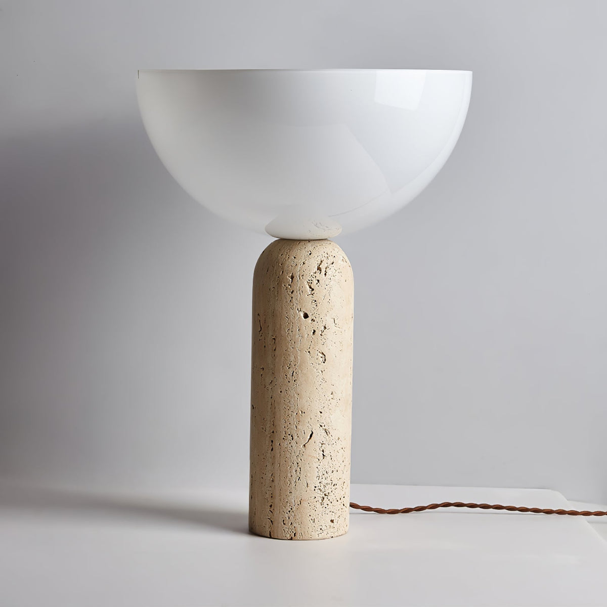 Tion travertino lámpara de mesa