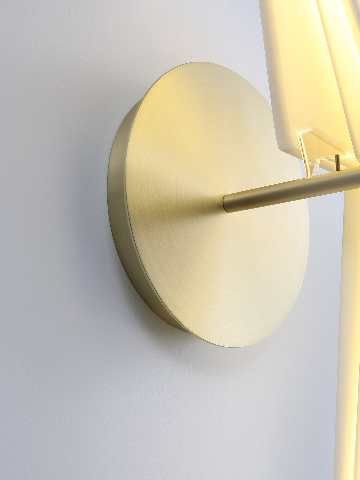 Rivisina aplique de pared Serenity con enchufe enchufable
