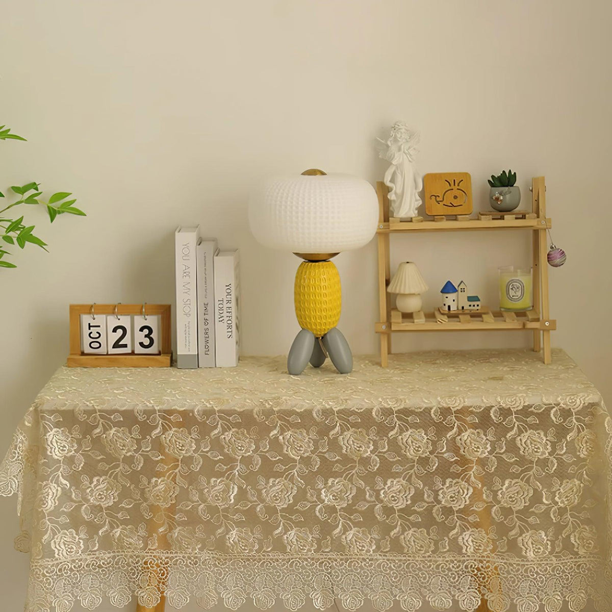 Eirarielle lámpara de mesa moderna de vidrio