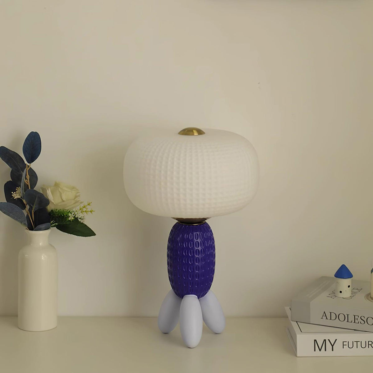 Eirarielle lámpara de mesa moderna de vidrio