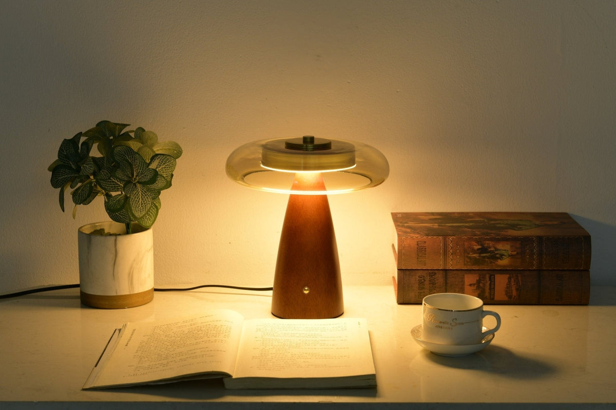 Lámpara de mesa de vidrio con forma de seta