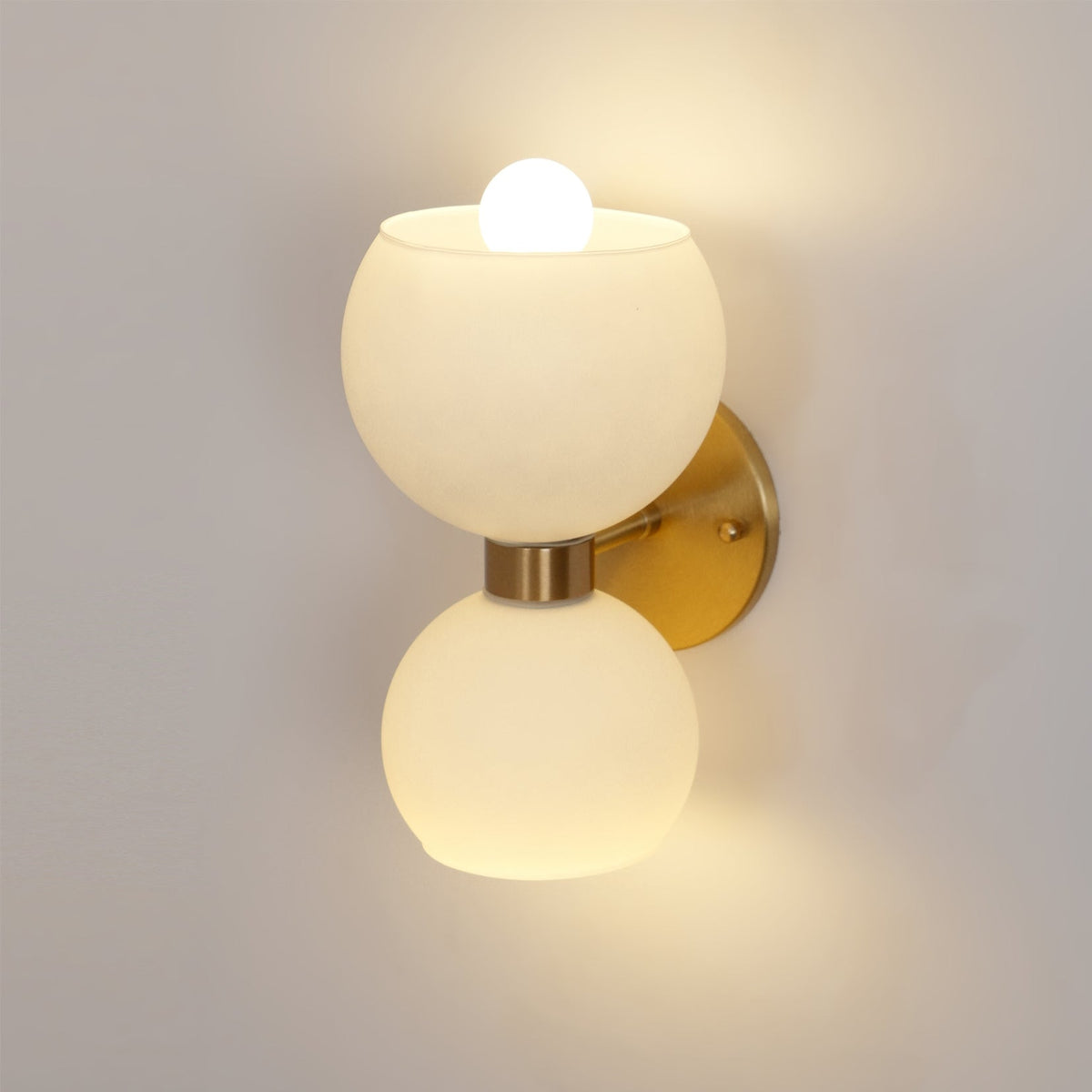 Umarion aplique de pared redondo con vidrio perla