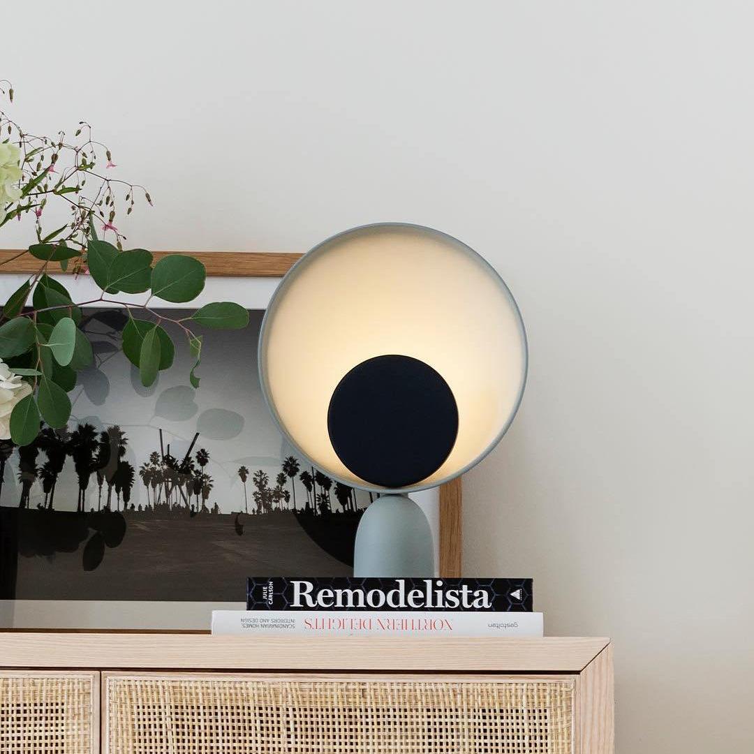 Prynd lámpara de mesa moderna