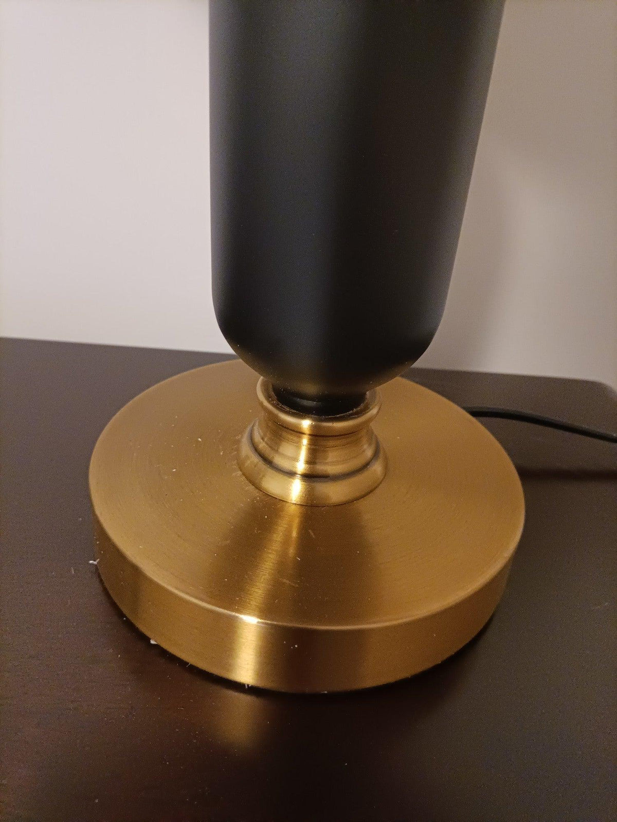 Aurmarila lámpara de mesa de tejido