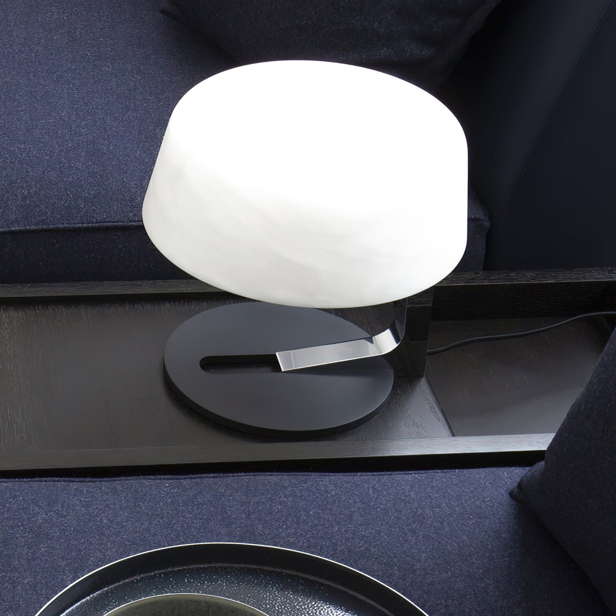 Nysolora lámpara de mesa cúpula alabastro