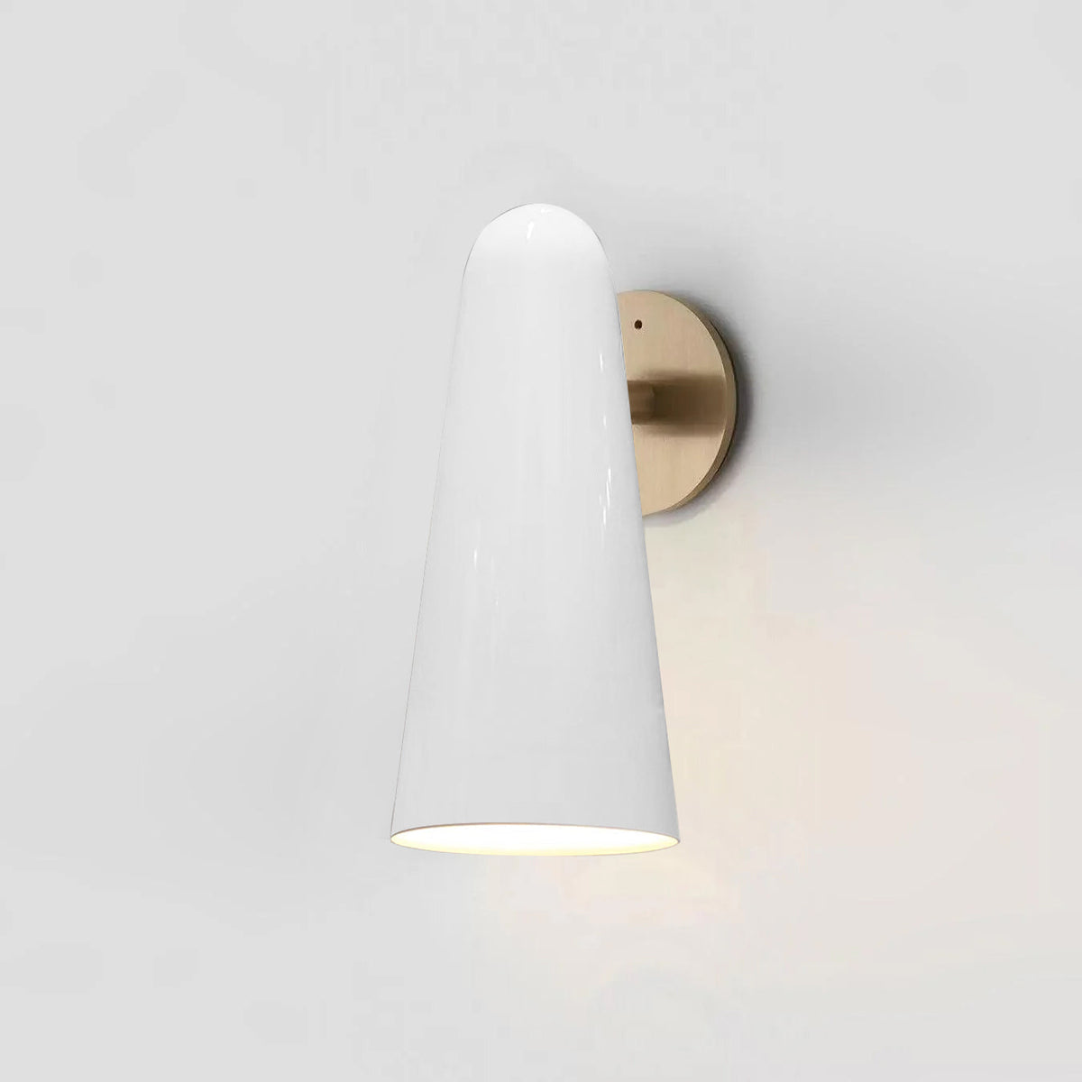 Velivira aplique de pared con pantalla cónica de vidrio