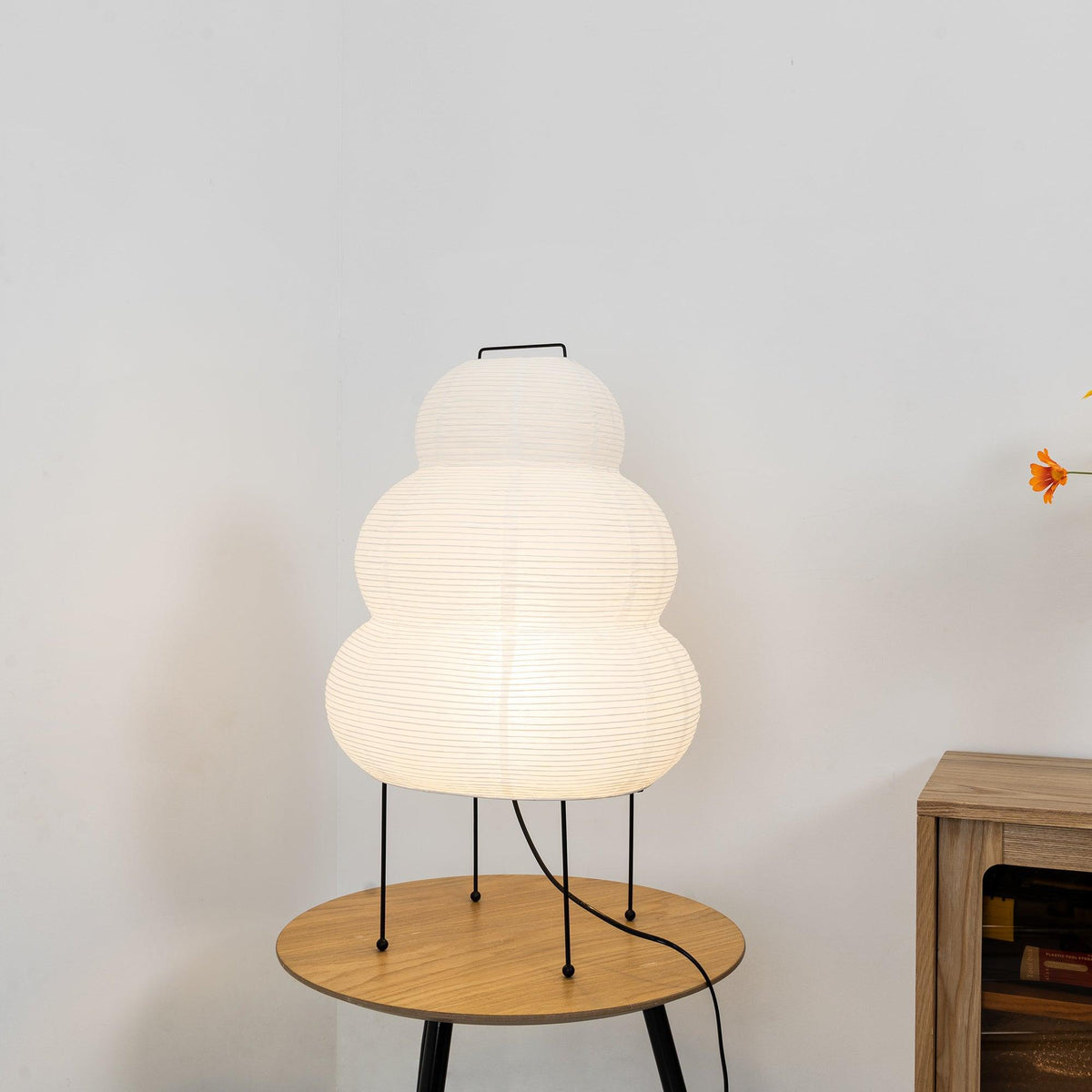 Tranquilux lámpara de mesa de papel inspirada en Japón