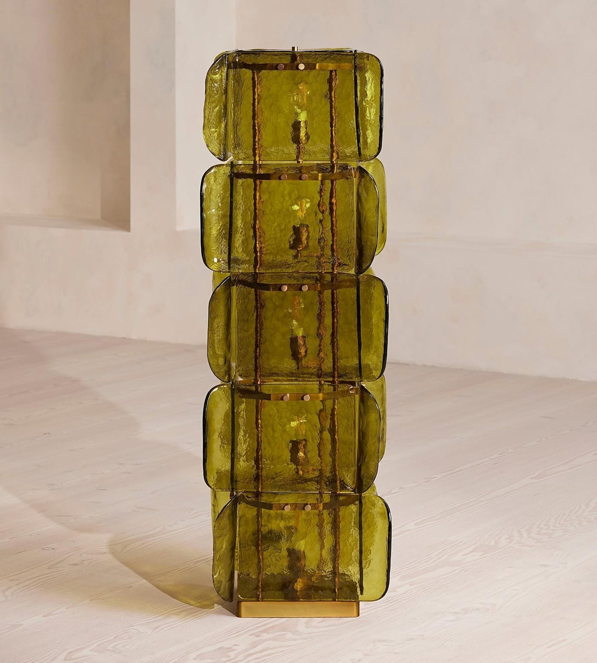 Cubo lámpara de pie