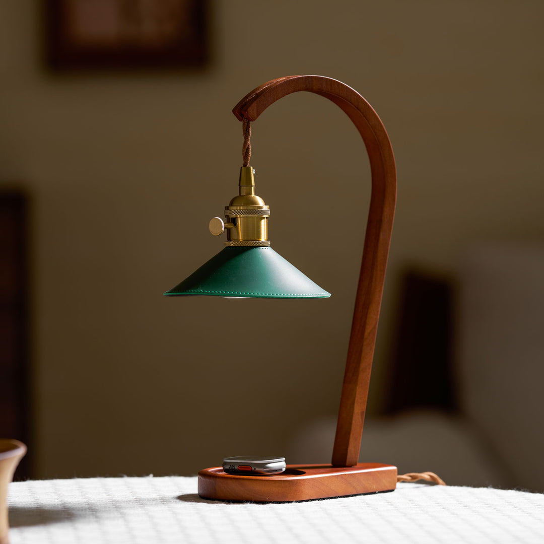 Oreliira lámpara de mesa