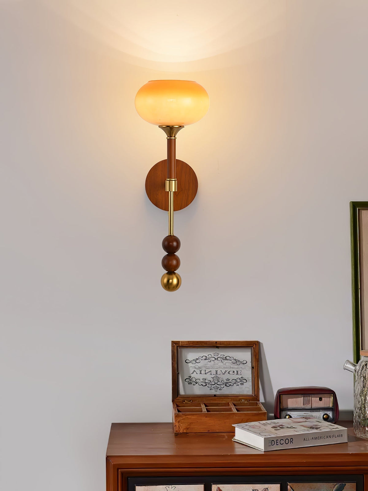 Hilda aplique de pared Roma elegancia de madera