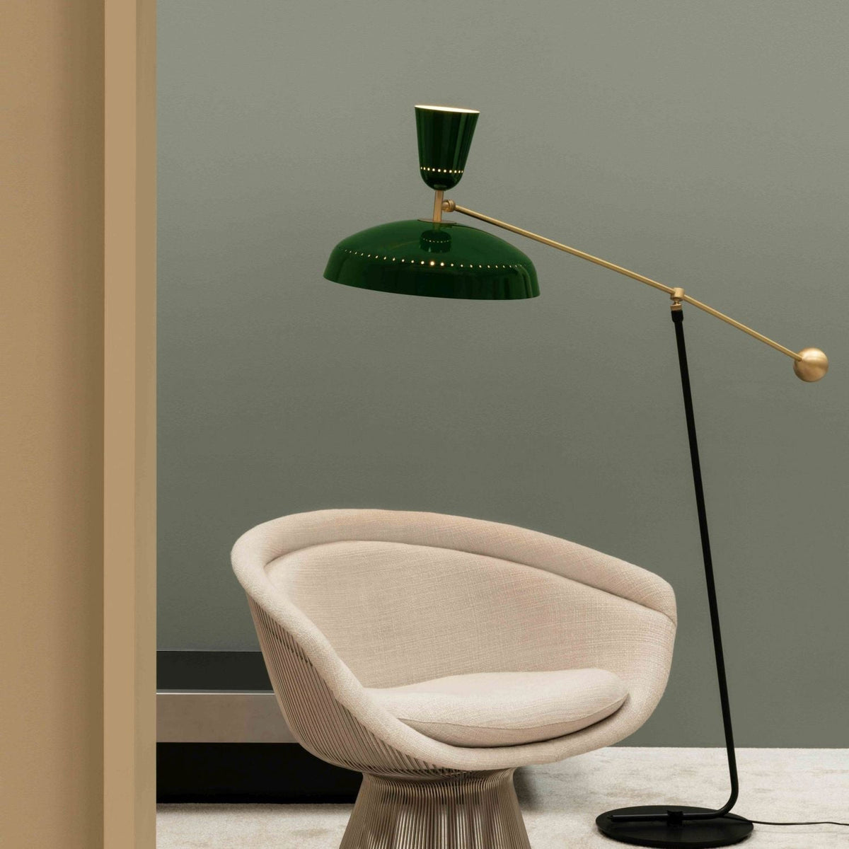 Celeste lámpara de pie de latón
