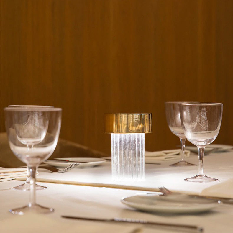 Pryden lámpara de mesa minimalista