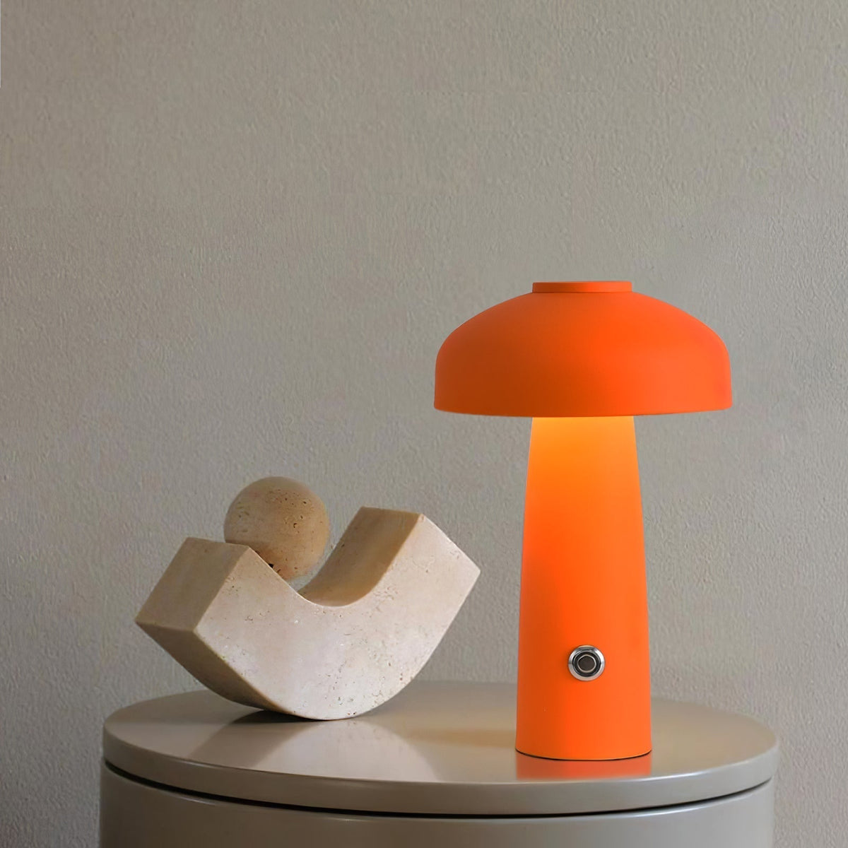 Poppist lámpara de mesa