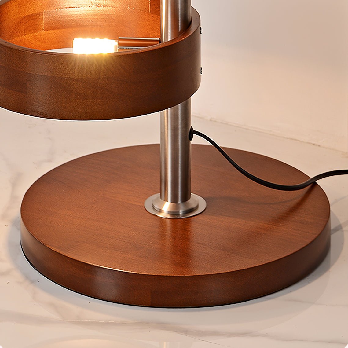 Lynix lámpara de pie de madera