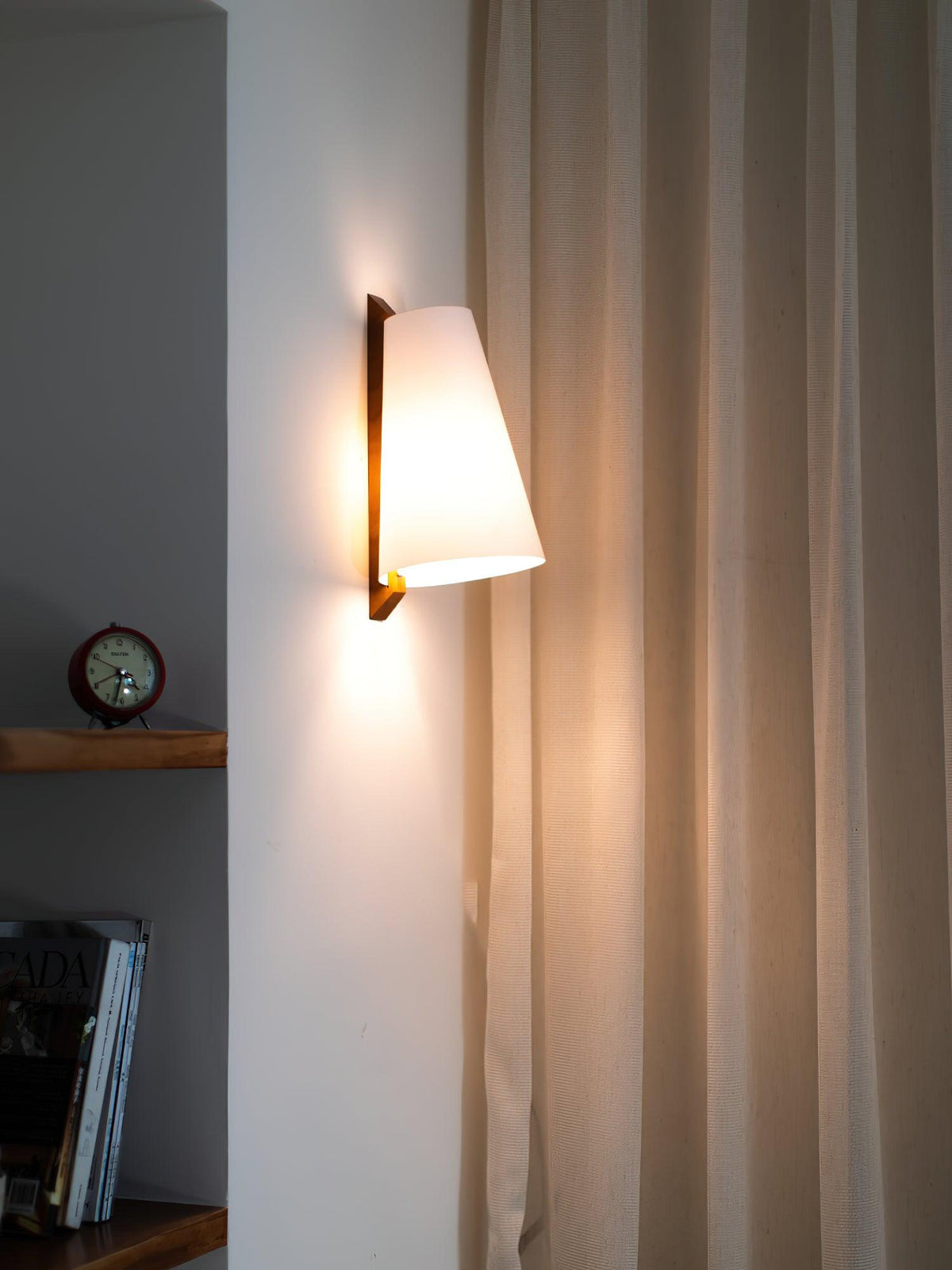 Miriam aplique de pared moderno minimalista de plástico