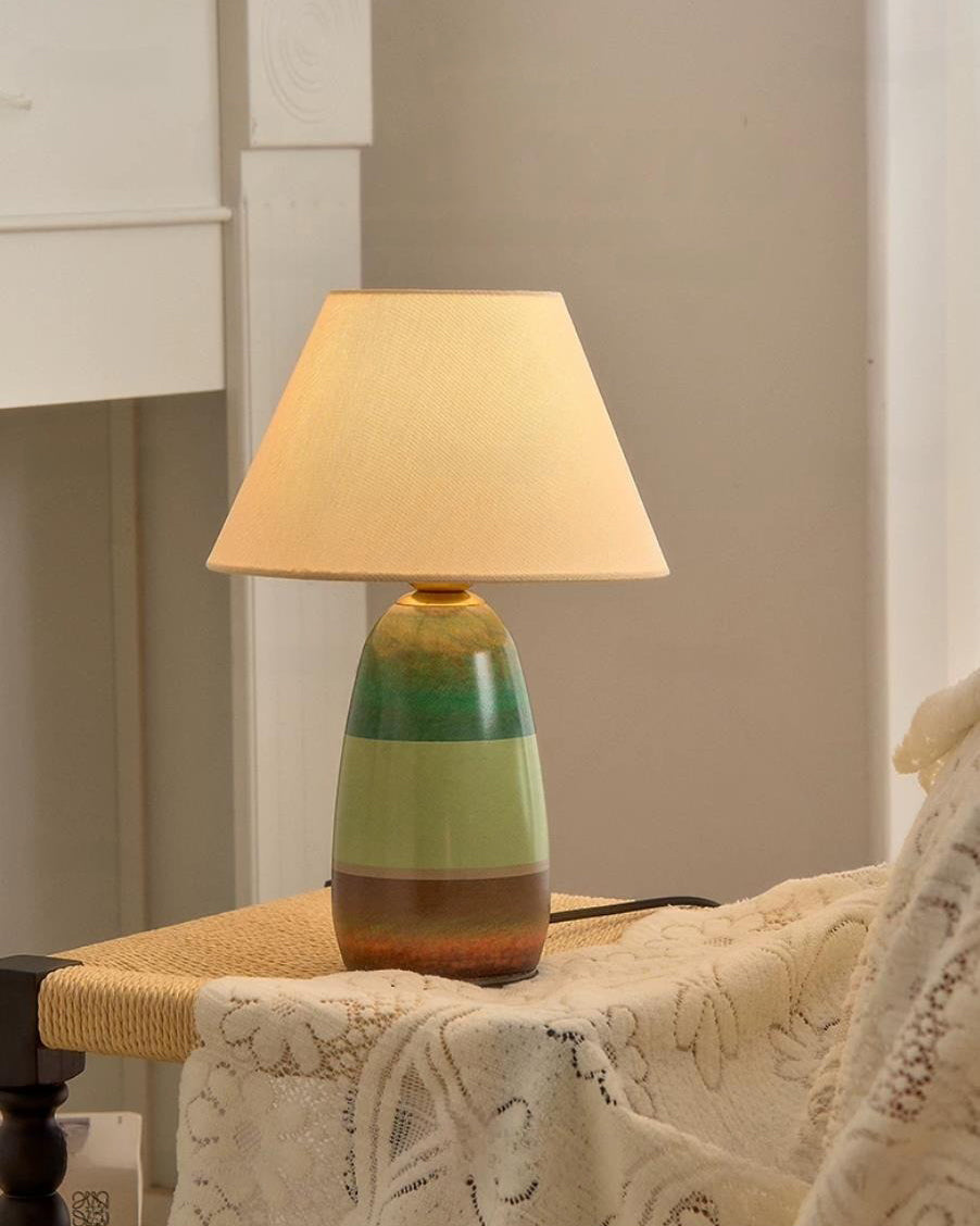 Lámpara de mesa Dovenford