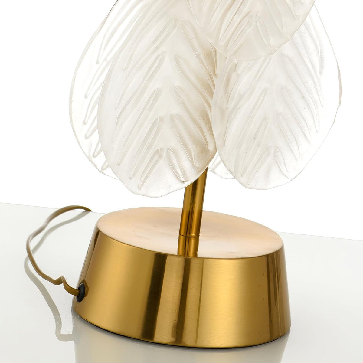 Velivaine lámpara de mesa elegante de vidrio