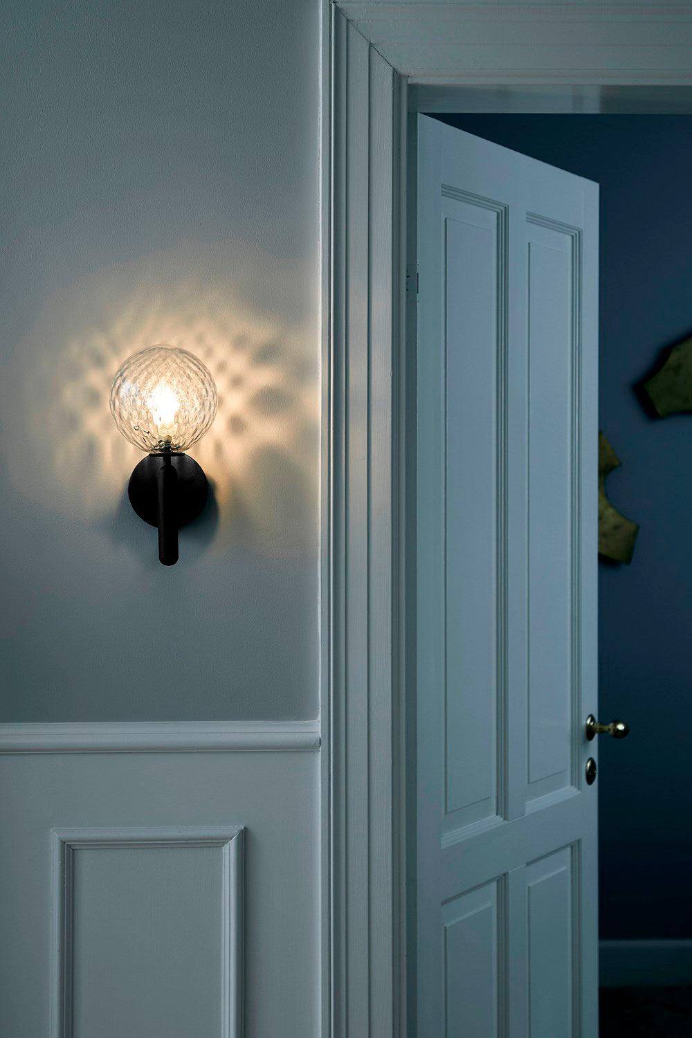 Kynlo aplique de pared con globos de vidrio claro estilo nórdico enchufable esfera