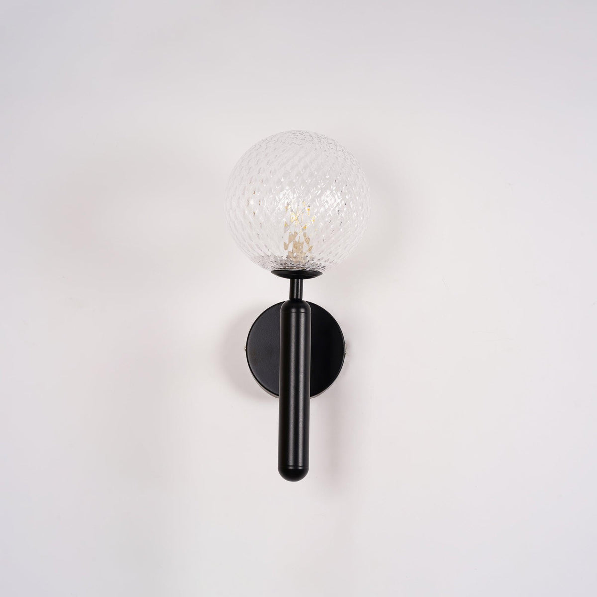 Kynlo aplique de pared con globos de vidrio claro estilo nórdico enchufable esfera