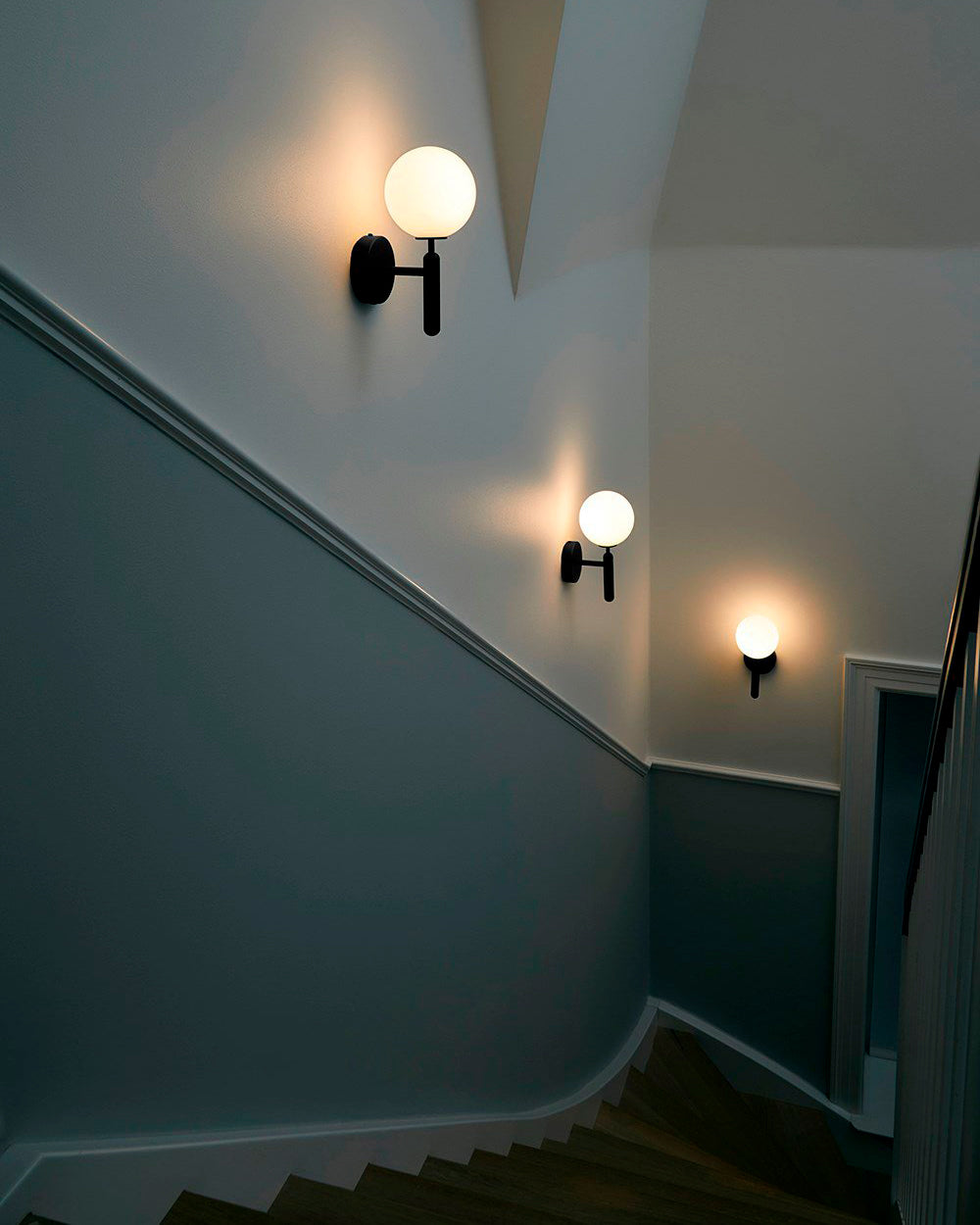 Kynlo aplique de pared con globos de vidrio claro estilo nórdico enchufable esfera