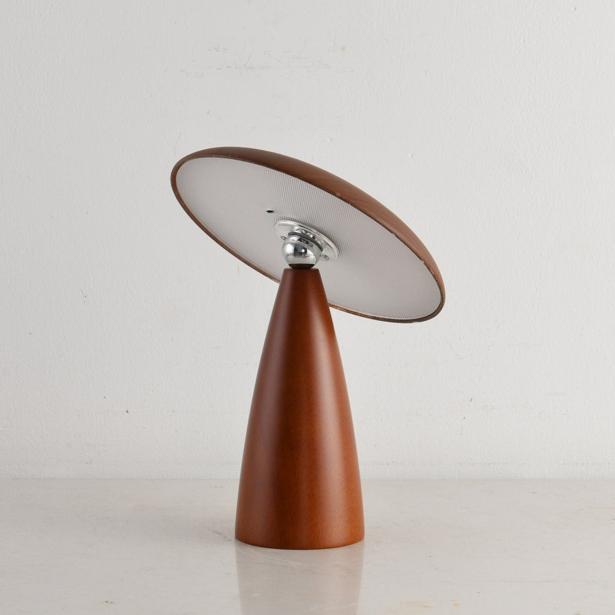 Orbis lámpara de mesa vintage de madera