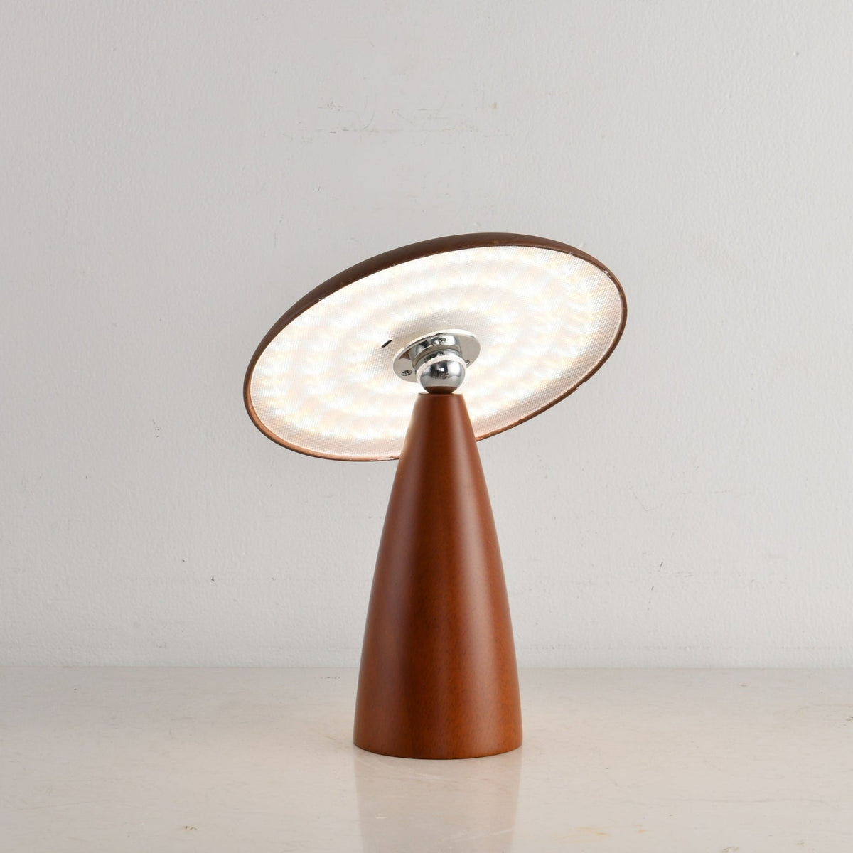 Orbis lámpara de mesa vintage de madera