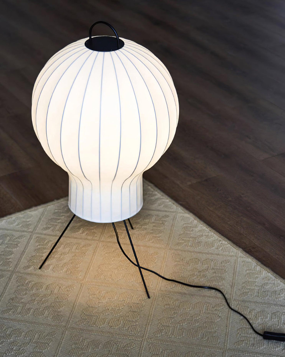 Balloon lámpara de pie minimalista de seda
