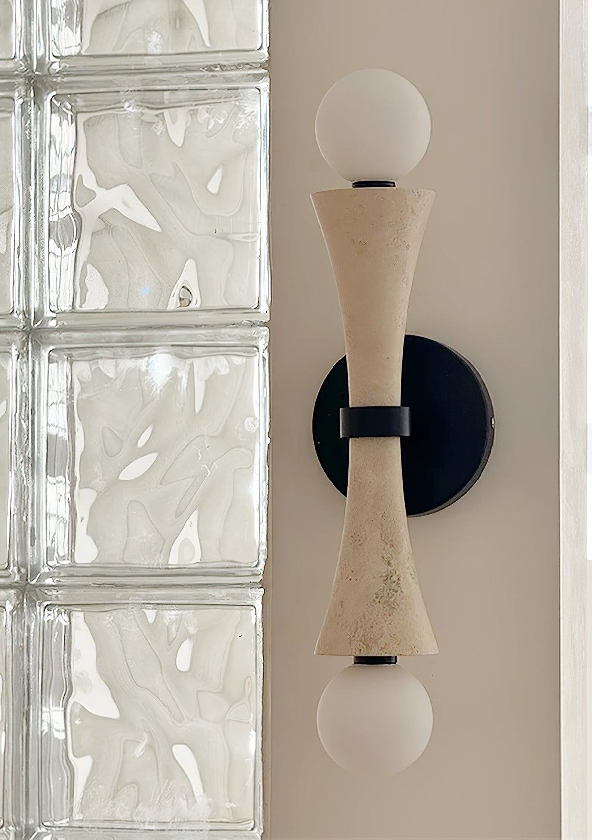 Oloriel aplique de pared escultórico de travertino