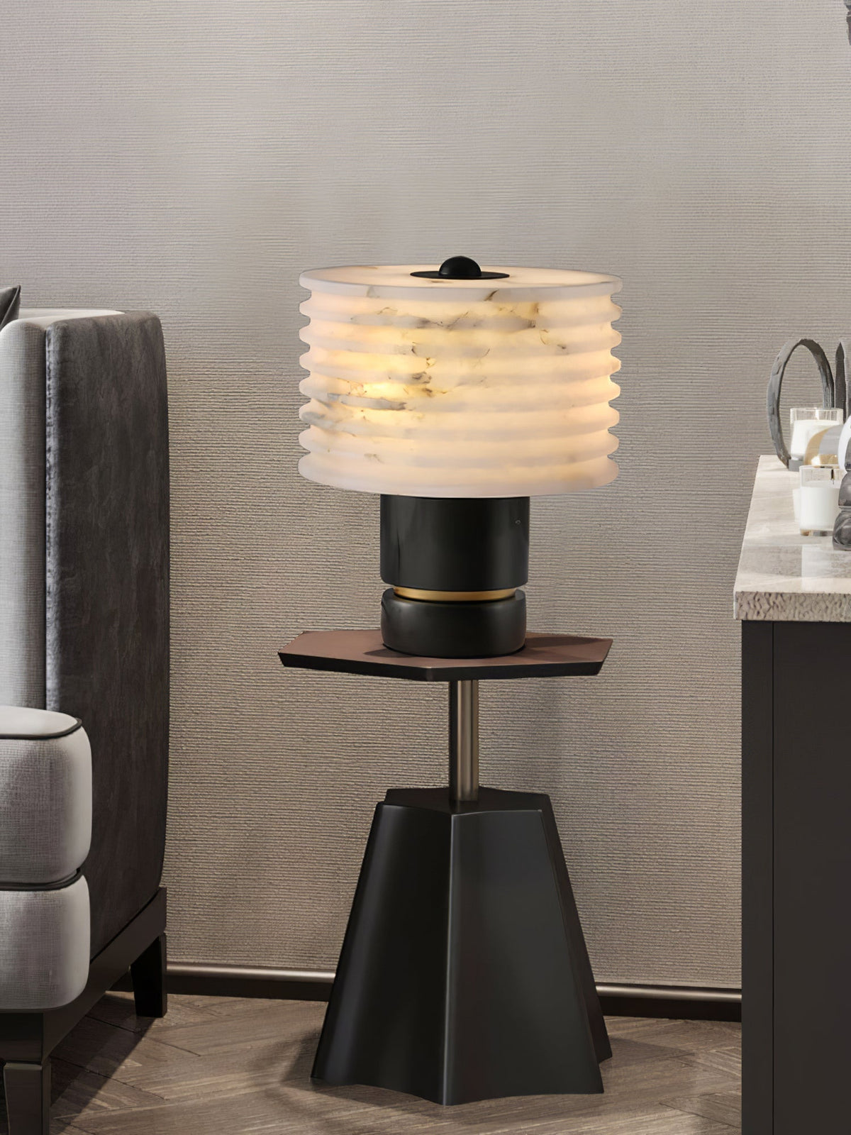 Elmarir lámpara de mesa Ribbed alabastro