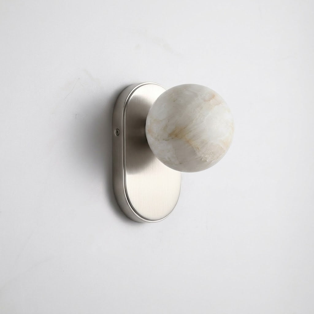 Aplique de alabastro con esfera Hensford