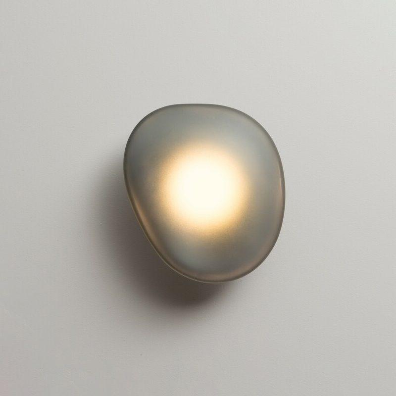 Eirinina aplique de pared con vidrio