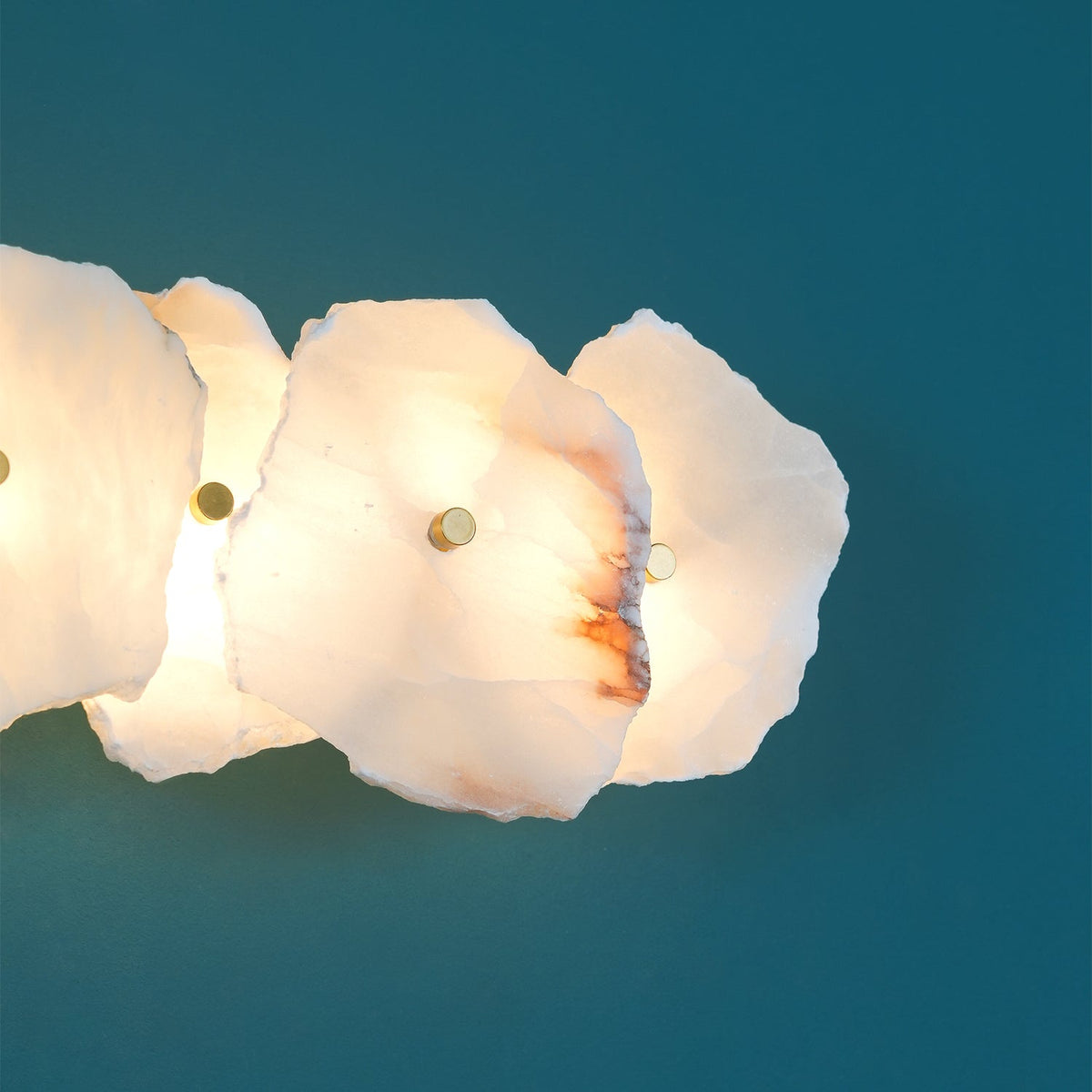 Alaeila aplique de pared Floral Cluster alabastro