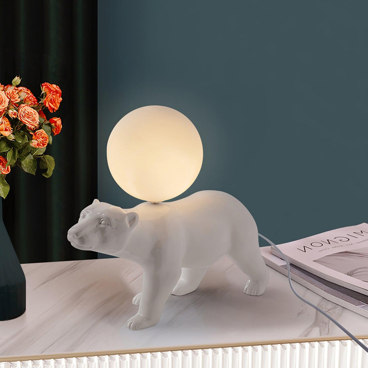 Bellano lámpara de mesa Whimsical de resina
