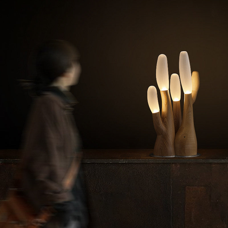 Lámpara de mesa de madera Rosedencombe