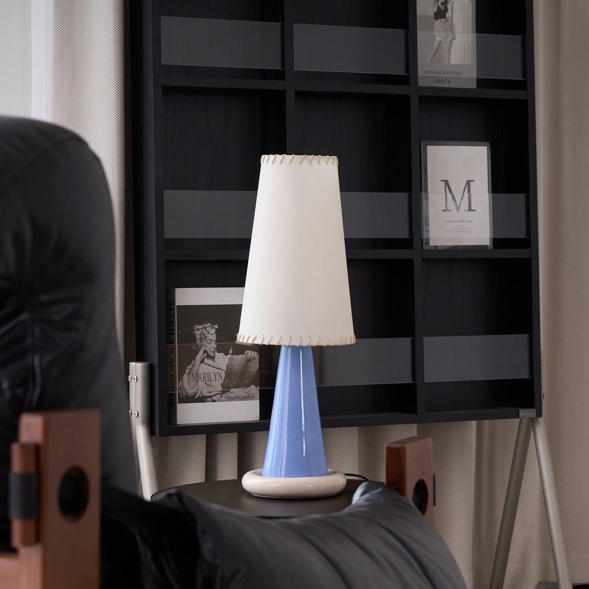 Rhett lámpara de mesa moderna de cerámica